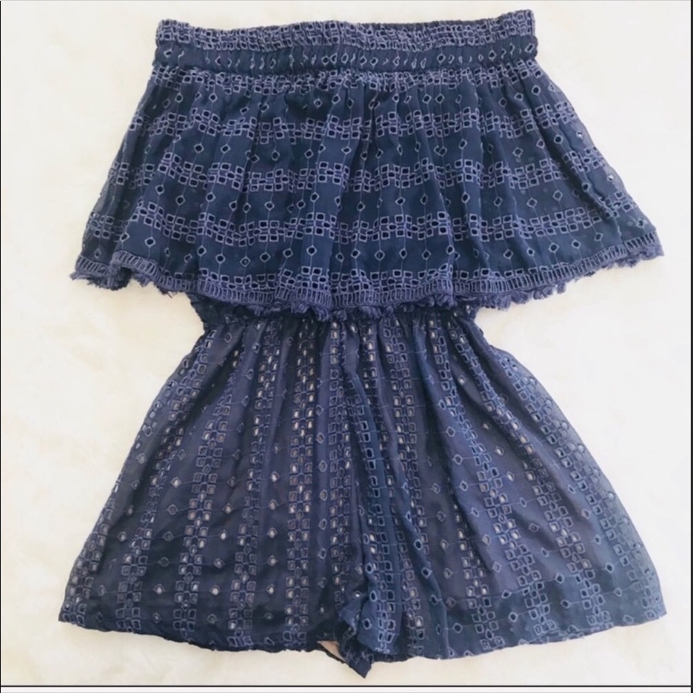 ANTHROPOLOGIE Tiered Eyelet Romper Size S - Picture 3 of 10